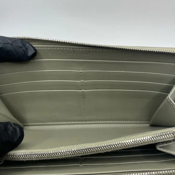 EUC Céline Tan and Pale Green Long Wallet - Picture 6 of 12
